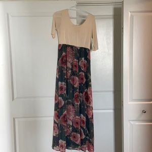 Pink blush maternity dress